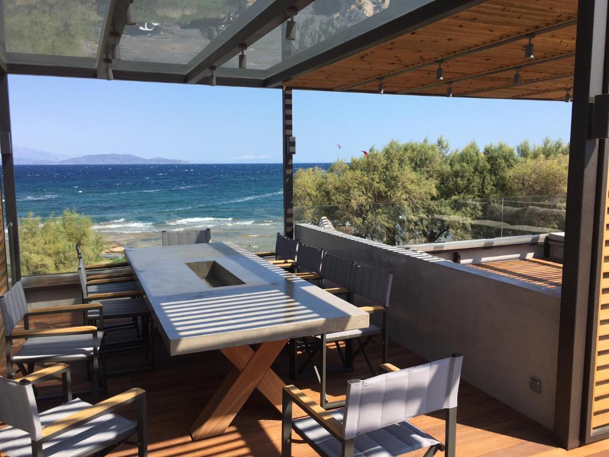 Windsurfing Seaside Apartment Artemida Dış mekan fotoğraf