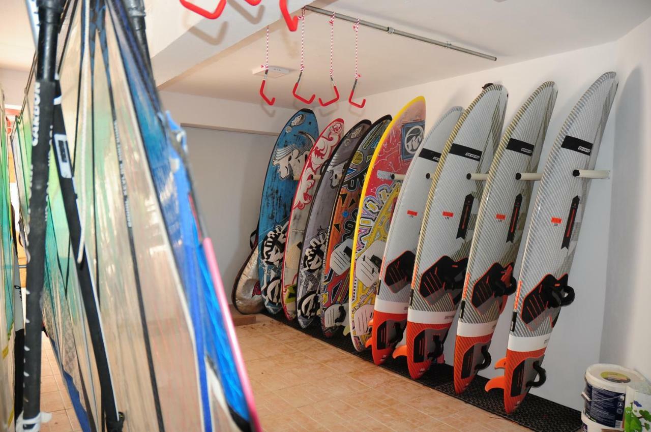Windsurfing Seaside Apartment Artemida Dış mekan fotoğraf