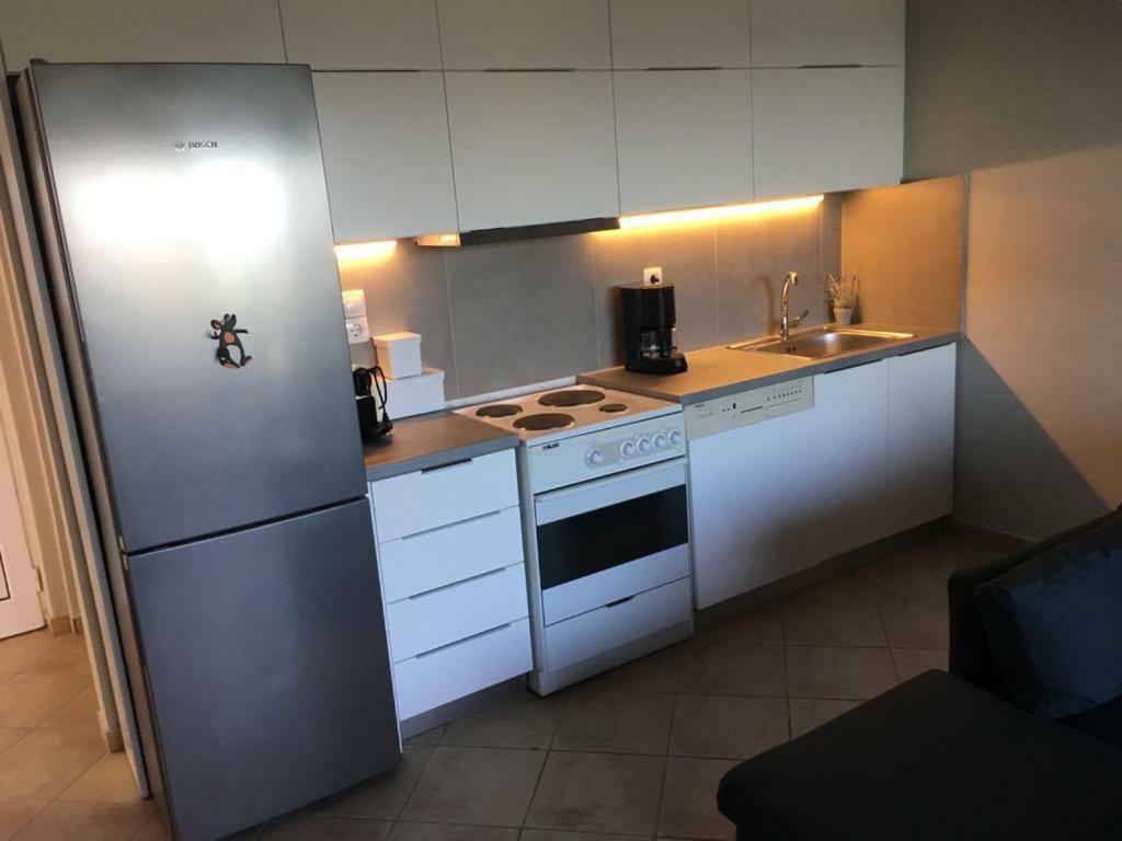 Windsurfing Seaside Apartment Artemida Dış mekan fotoğraf